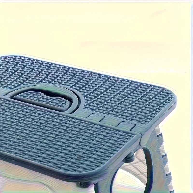Tabouret de camping portable – Siège ovale léger en polypropylène PP pour usage intérieur et extérieur, randonnée, pêche, pique-nique, plage, design compact pliable, bleu foncé, excellente idée cadeau