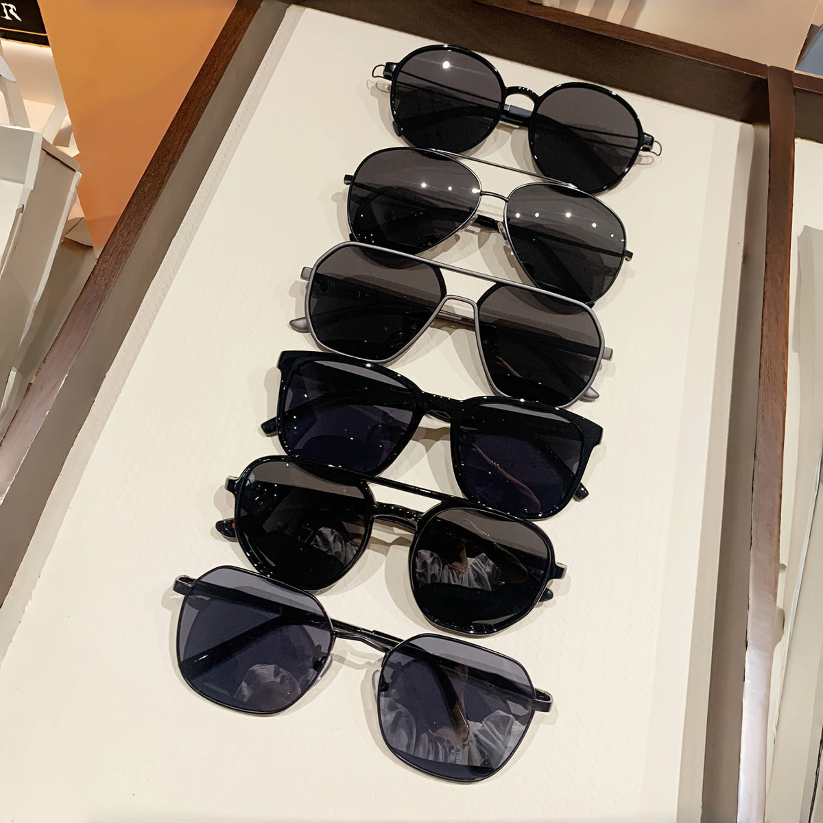 Lot de 6 paires de lunettes de soleil polarisées classiques pour hommes et femmes – Protection UV pour la conduite, la pêche, les voyages, les fêtes en plein air et les vacances, accessoires photo amusants et coffret cadeau