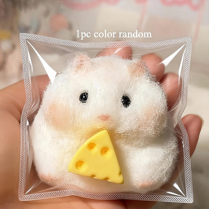 Jouet squishy mignon en forme de hamster-fromage – Jouet sensoriel anti-stress doux à remontée lente pour enfants et adultes – Jouet à presser relaxant – Cadeau amusant pour Noël, Halloween, anniversaire, bureau et fêtes – Couleur aléatoire