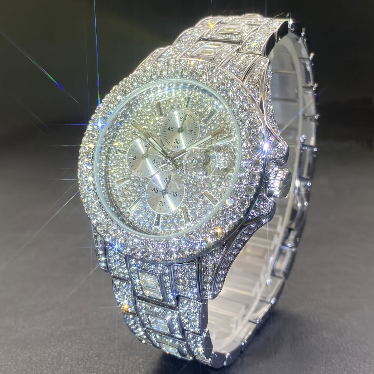 Montre à quartz de luxe avec strass pour hommes et femmes – Montre hip-hop étanche avec date automatique en or et argent, cadran en zircon cubique scintillant, parfaite pour les fêtes et le quotidien