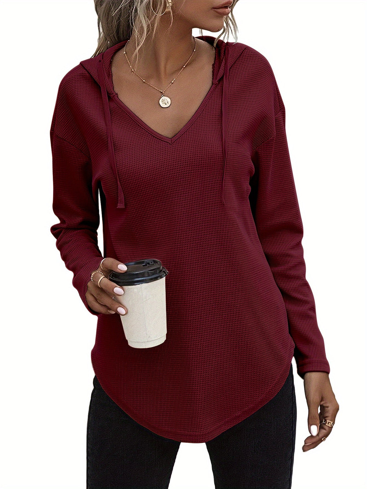 Sweat-shirt à capuche pour femme avec ourlet asymétrique, col en V et cordon de serrage - Pull décontracté à manches longues en maille pour l'automne et l'hiver