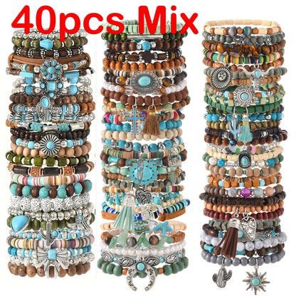 Lot de 40 bracelets bohèmes faits main en perles de bois et pierre turquoise – Couleurs mélangées, pendentif en alliage de zinc, bracelets empilables style vintage pour femmes et hommes, cadeau pour couples et fêtes