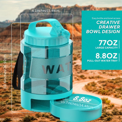 Gourde de voyage pour chien 2,2 L avec gamelle rétractable - Distributeur 2-en-1 portable grande capacité, anti-fuite, pour randonnée, camping, plage et trajets en voiture, dragonne et mousqueton inclus, bleu lagon