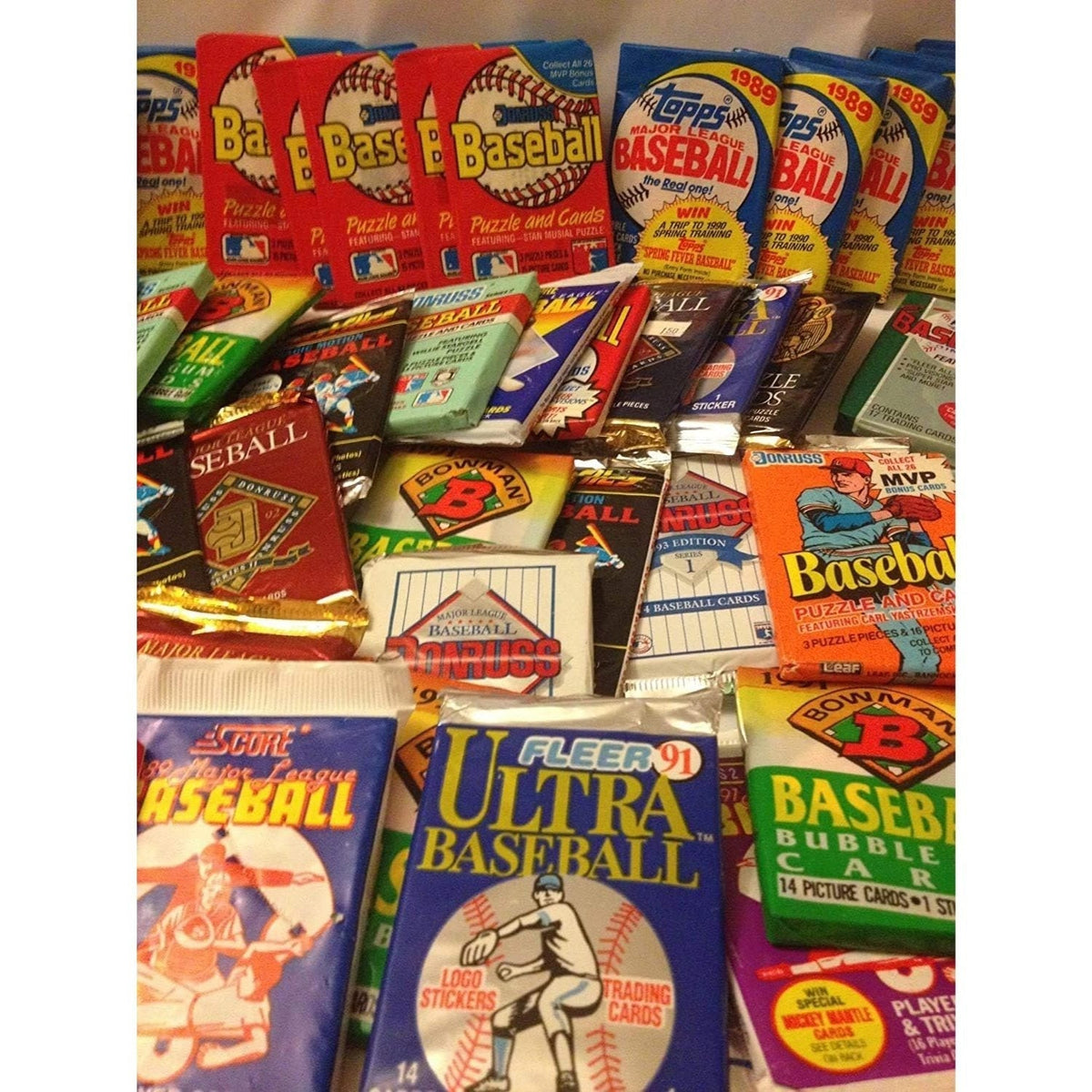Lot de paquets de cartes de baseball MLB vintage assorties des années 1980-90 – 60 cartes au total, à la recherche de stars du Hall of Fame et de recrues, paquets non triés, parfait pour les collectionneurs et les cadeaux