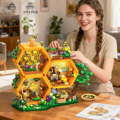 Ensemble de construction Ruche 1773 pièces, modèle décoratif de cabane dans les arbres avec fleurs, animaux et motifs botaniques – Cadeau de blocs de construction créatifs pour adultes, garçons et filles