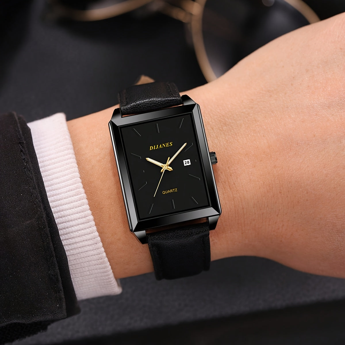 Montre rétro carrée pour homme avec calendrier – Montre-bracelet analogique à quartz au cadran carré vintage, style décontracté chic, doré et noir, cadeau élégant