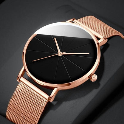 Coffret cadeau montre à quartz et bracelet pour homme, 4 pièces - Montre élégante à boîtier en alliage et cadran rond, style sport, décontracté et professionnel, avec bracelet assorti pour le quotidien, les anniversaires et les fêtes.
