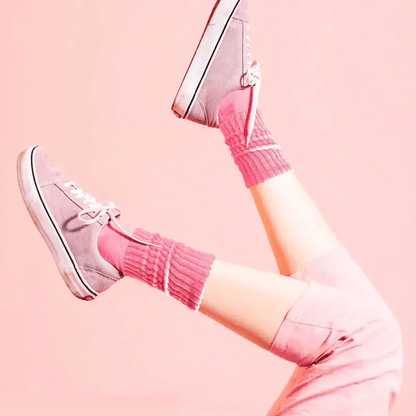 Chaussettes montantes pour femme, lot de 14 paires – Chaussettes douces, épaisses et souples, couleurs unies assorties, chaussettes de sport et de loisirs confortables en toute saison, lavables en machine, coffret cadeau pour Noël et Halloween