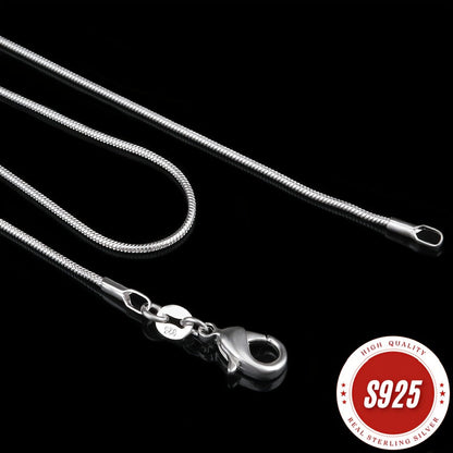 Collier chaîne serpent en argent sterling 925 de 1 mm – Collier superposable hypoallergénique et résistant au ternissement pour femmes et hommes, design minimaliste classique, cadeau idéal pour Noël, la Saint-Valentin et les anniversaires