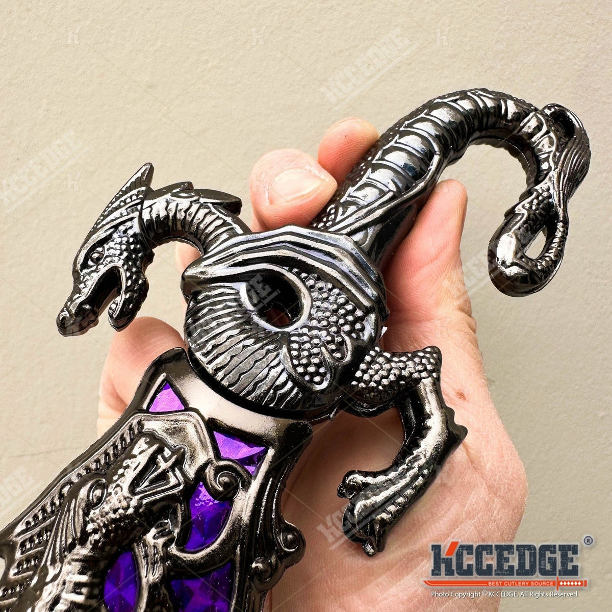 Couteau médiéval fantastique à lame fixe avec fourreau, 23 cm – Acier inoxydable 440 non tranchant, accessoire de cosplay, réplique historique, objet de décoration, 5 couleurs