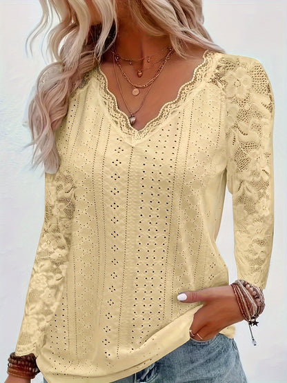 T-shirt à manches longues pour femme avec col en V en dentelle contrastante et œillets - Haut décontracté à bordure en dentelle florale élégante pour le printemps et l'automne