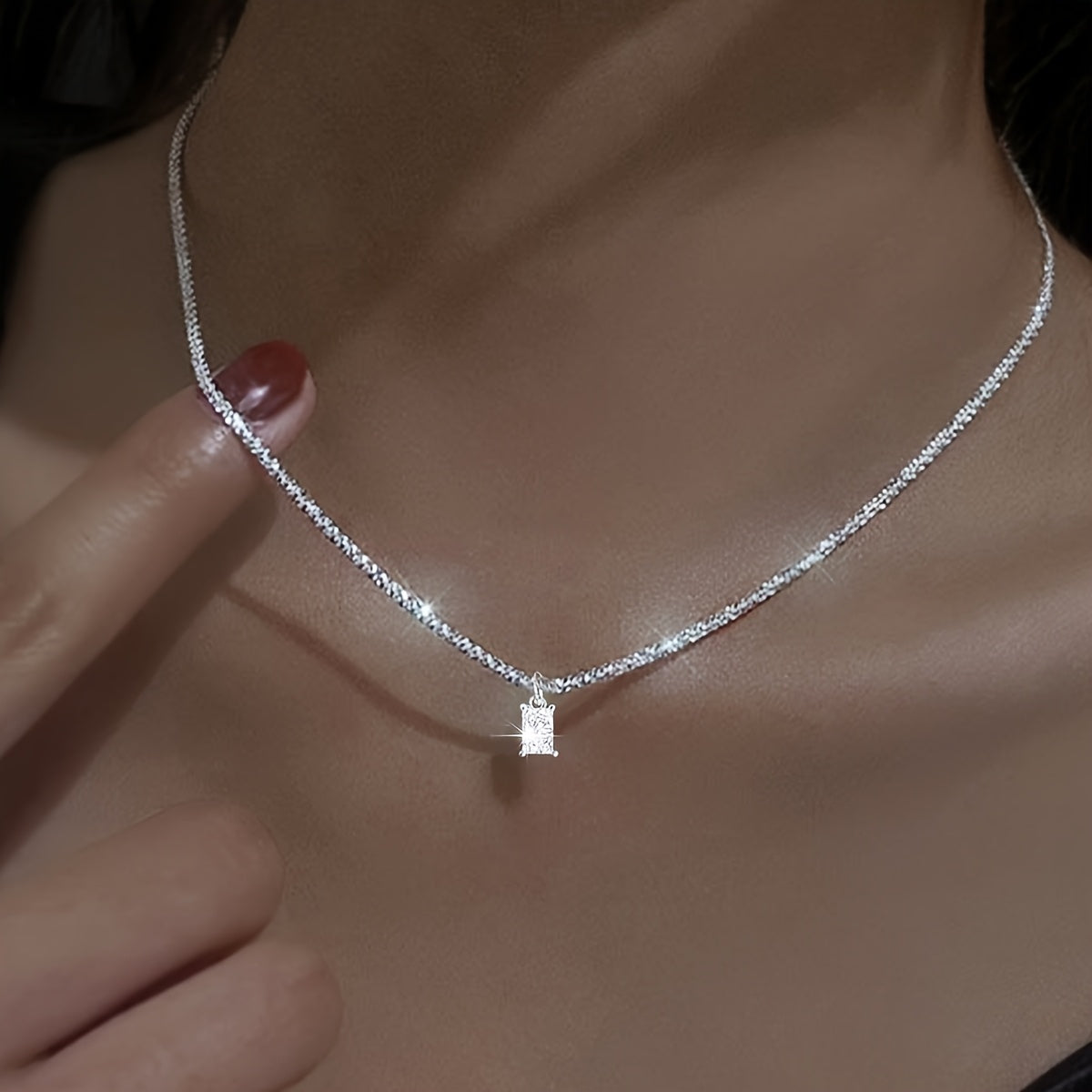 Collier pendentif éclatant en moissanite de 1 carat en argent sterling 925 – Alternative brillante au diamant, bijou de luxe élégant pour femme, cadeau idéal pour mariage, promesse, anniversaire de mariage et fête des Mères