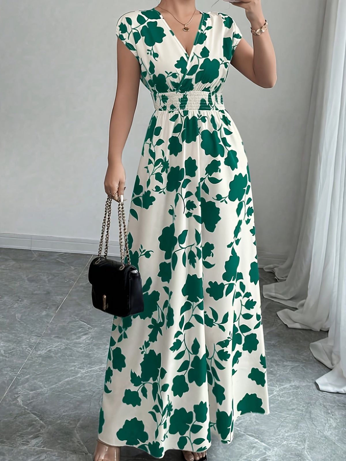 Robe longue florale rose pour femme - Col en V, manches courtes, taille cintrée, coupe trapèze | Robe fluide élégante, décontractée et habillée, pour le printemps et l'automne, nouveauté