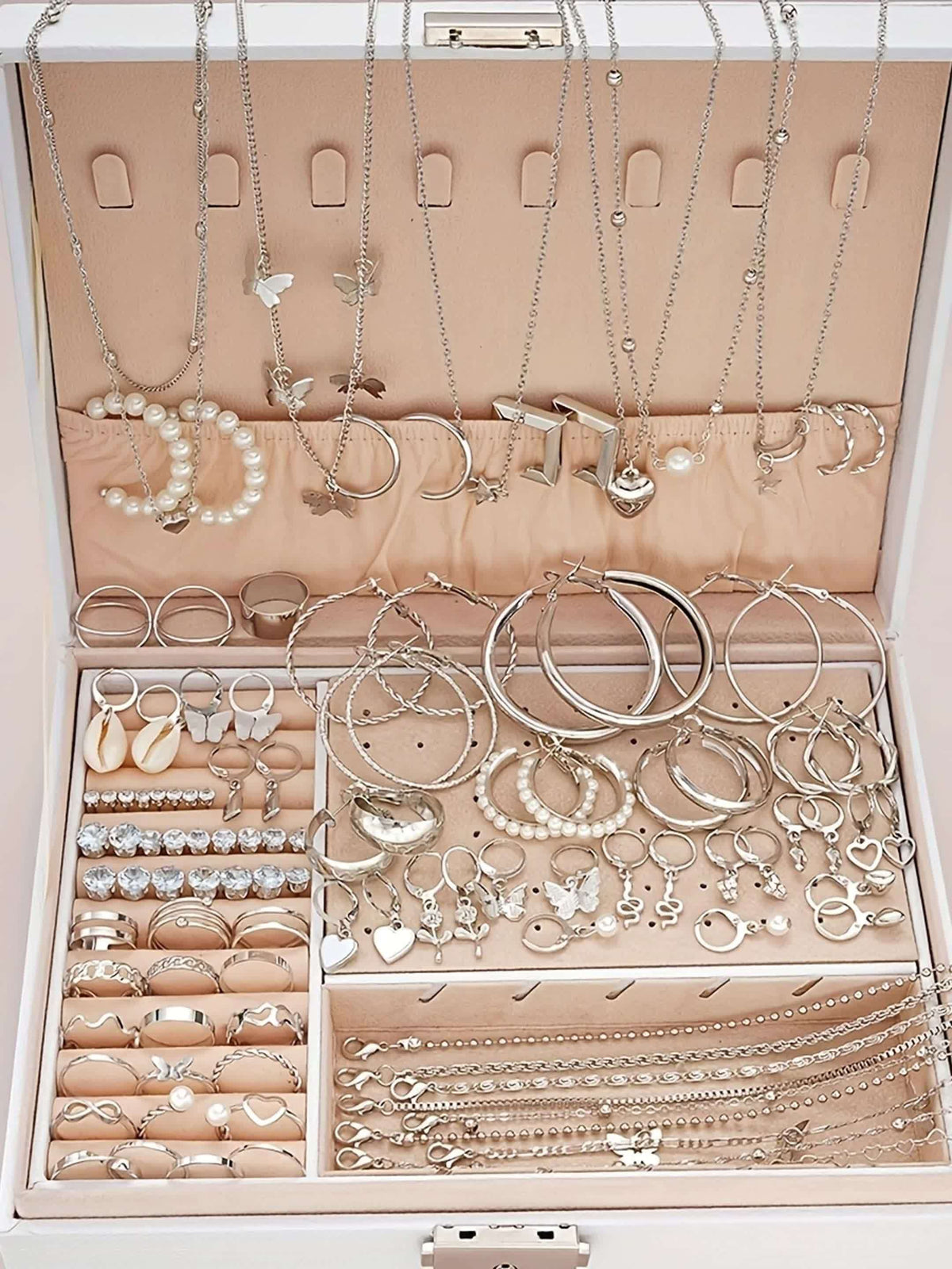 Ensemble de bijoux 108 pièces imitation perle pour femme – Bagues empilables, boucles d'oreilles, collier et bracelet à motifs géométriques, cœur, papillon, étoile, accessoires de mode automne-hiver pour fête, vacances, rendez-vous, cadeau de fête