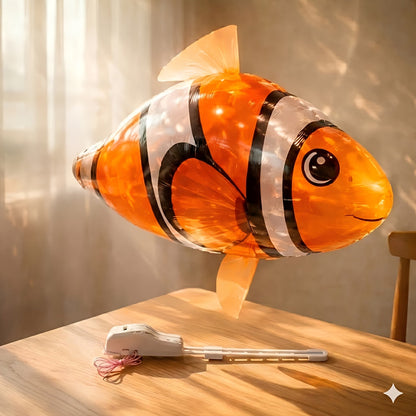 Jouet ballon gonflable requin volant télécommandé, poisson planeur flottant dans les airs, 145 cm, intérieur extérieur, cadeau d'anniversaire, Noël, Halloween pour enfants et adolescents, requin bleu ou poisson-clown orange