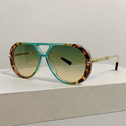 Lunettes de soleil rondes à double pont colorées pour femmes – Monture circulaire rétro avec protection UV, lunettes tendance pour festivals d'été et cadeau d'anniversaire pour elle