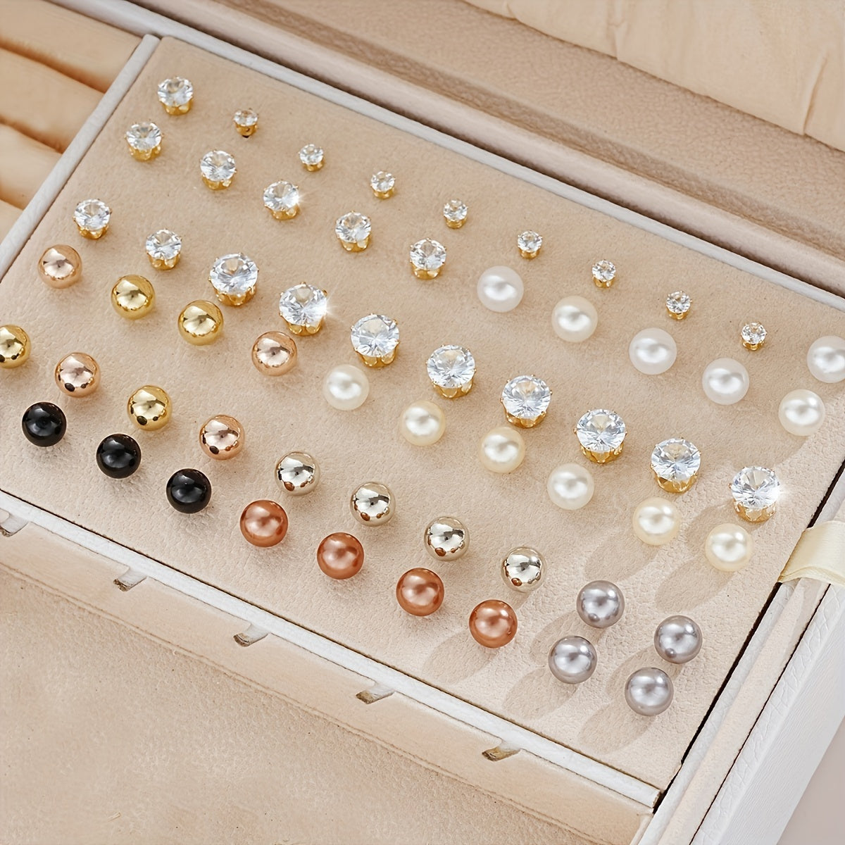 Lot de 108 boucles d'oreilles pour femmes, mélange de perles, strass, métal, clous géométriques et créoles - Ensemble de bijoux bohèmes pour le quotidien, les vacances, les rendez-vous, les fêtes et les cadeaux