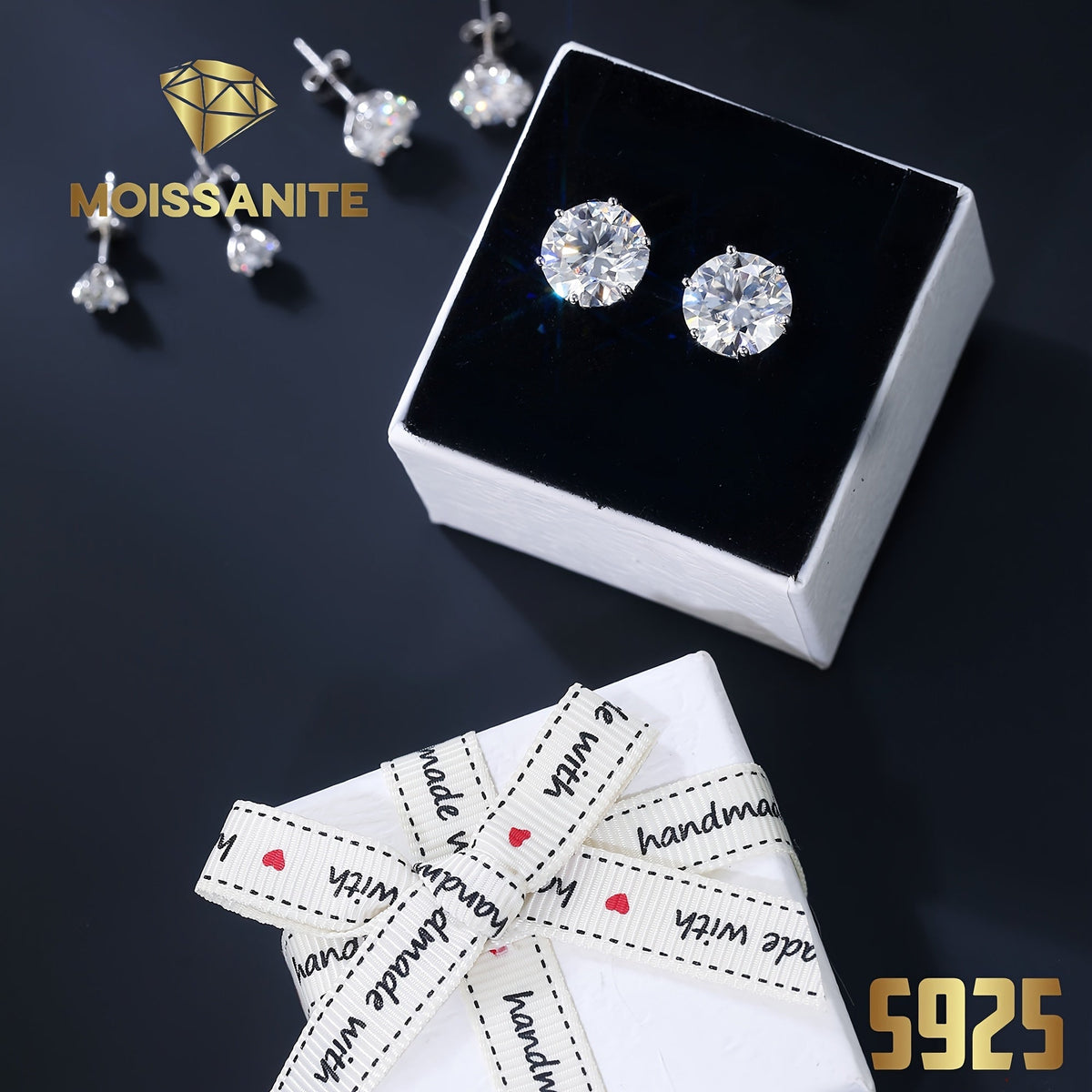 Boucles d'oreilles puces en moissanite, couleur D, pureté VVS, taille ronde brillant, argent sterling 925 – Options de 1 ct à 10 ct, pochette en velours et chiffon de polissage inclus, cadeau idéal pour un anniversaire, Noël et la Saint-Valentin (4,25 g)