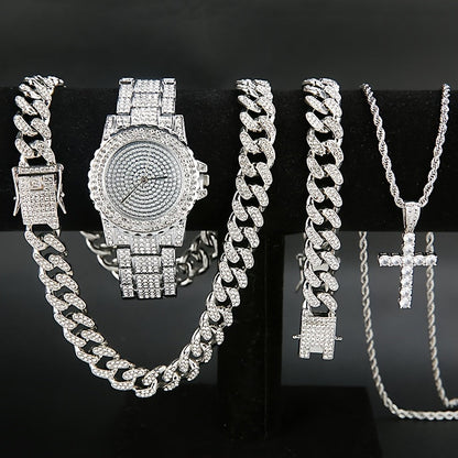 Ensemble de 5 pièces de luxe pour montre et bijoux – Pour hommes et femmes – Montre à quartz, collier à maillons cubains, bracelet, bague et pendentif croix, cadeau de Noël idéal, en or et argent
