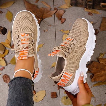 Baskets basses à lacets en maille respirante pour femme – Chaussures de running et décontractées légères avec semelle antidérapante en TPR pour la salle de sport, la marche et le quotidien, noir, kaki et rouge, tailles US 2,5–10,5