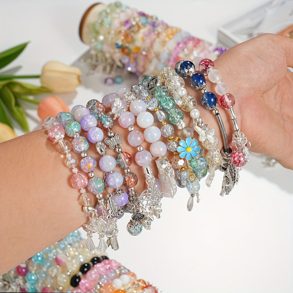 Ensemble de 30 bracelets de perles en verre pour femme, bracelets extensibles empilables avec breloques papillon, fleurs, cœurs et étoiles, multicolores - Coffret cadeau de bijoux bohèmes pour la Saint-Valentin, un anniversaire ou une fête