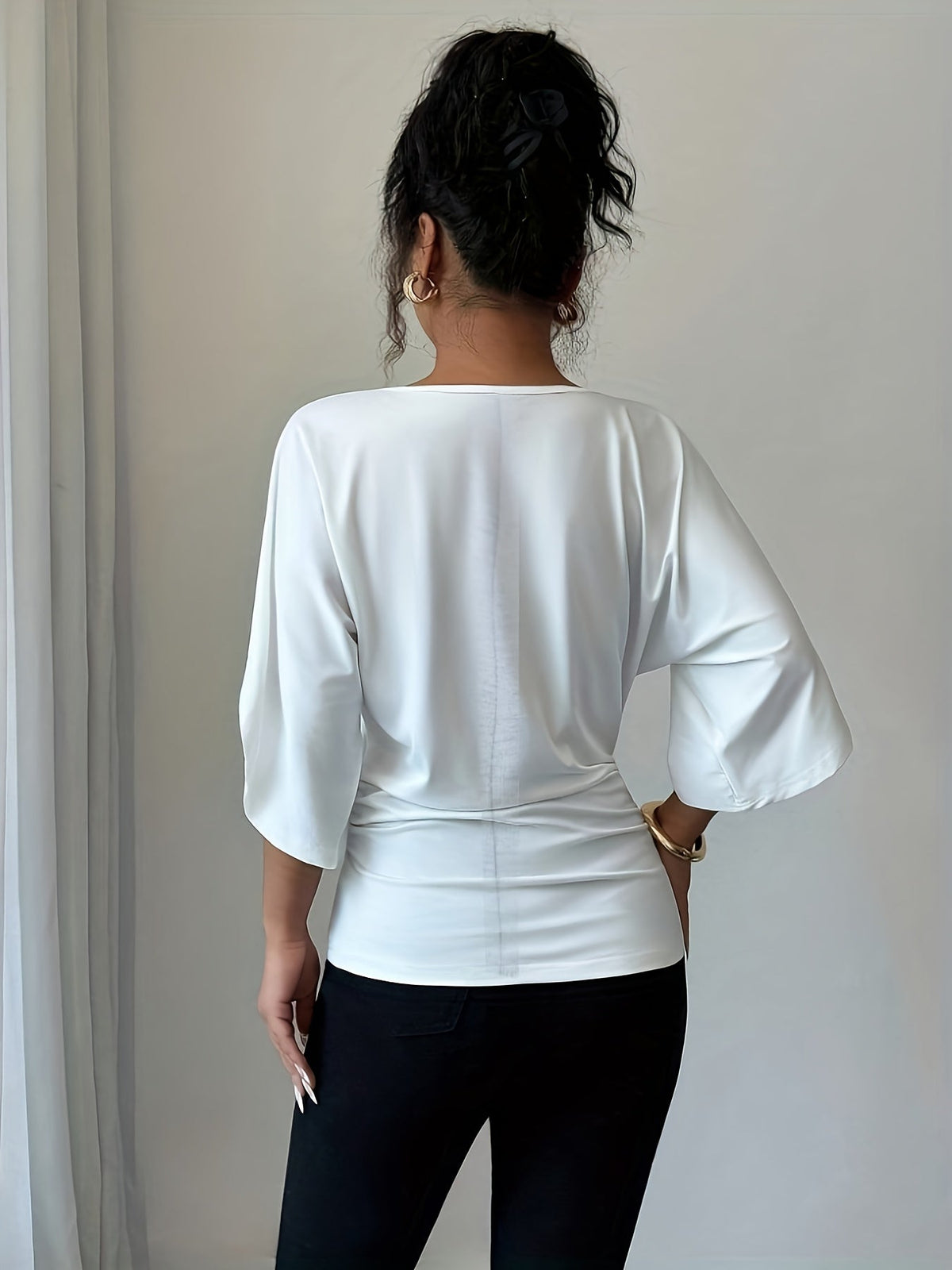 Haut en maille à col en V et manches chauve-souris pour femme - T-shirt chemisier décontracté à coupe ample, manches trois-quarts et taille haute pour le printemps, l'été et l'automne, pull mi-long polyvalent, blanc noir, tailles XS-XL