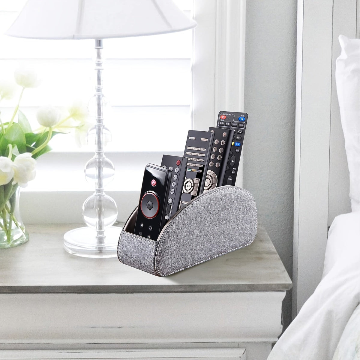 Support de télécommande à 5 compartiments, organisateur de bureau en similicuir pour salon, permet de ranger télécommandes TV, stylos, lunettes, pinceaux de maquillage, fournitures de bureau, boîte de rangement décorative pour la maison