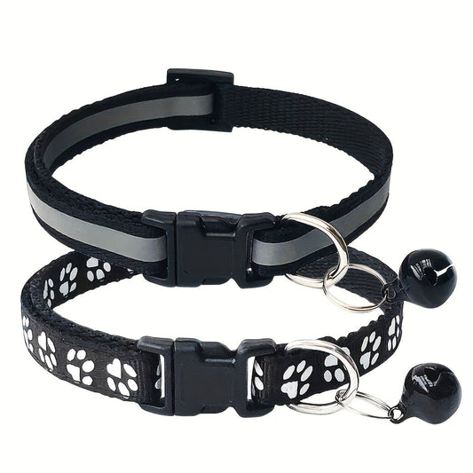 Lot de 2 colliers réfléchissants pour animaux avec clochette - Collier réglable en polyester rayé pour chat et chien avec motif pattes, boucle de sécurité anti-étranglement, 10 couleurs pour petits chiens et chats, taille unique