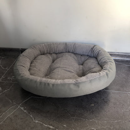 Panier ovale pour chats et chiens de petite à moyenne taille – Couchage douillet, doux et chaud en polyester texturé, coussin de sommeil confortable pour intérieur, adapté aux chatons, chiots, chihuahuas, teckels et shih tzus