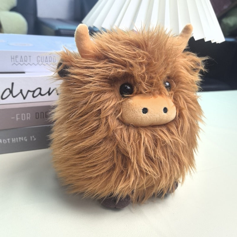 Jouet pour chien en peluche vache écossaise mignonne – Jouet à mâcher rond et duveteux en forme d'animal pour chiens et chats, peluche douce et couineuse pour soulager l'anxiété, jeu interactif et mastication pour chiots et petits animaux