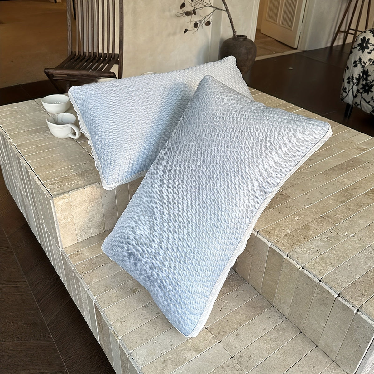 Lot de 2 oreillers rafraîchissants | Oreiller de sommeil doux de qualité hôtelière | Soutien cervical pour dormeurs sur le côté, le dos et le ventre | Oreiller confortable et respirant pour la maison, la chambre et le dortoir | Bleu, rose, gris, indigo