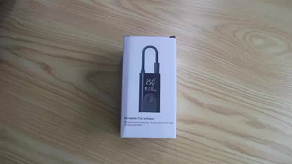Gonfleur de pneu portable 210 PSI sans fil avec manomètre numérique, batterie rechargeable et lampe LED – Pompe à air sans fil pour voiture, moto, vélo et ballons de sport – Velora