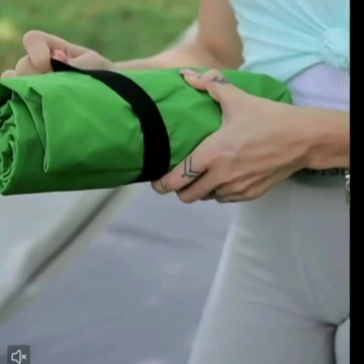Matelas de couchage autogonflant ultraléger en nylon TPU, pompe intégrée, options une ou deux places, matelas de camping compact et portable pour le camping, la randonnée, le sac à dos, les voyages et les pique-niques, orange et bleu