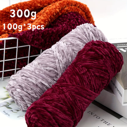 Fil chenille velours, lot de 3 pelotes de 300 g (3 x 100 g), laine douce et épaisse pour tricot et crochet, 47 couleurs, idéal pour débutants, artisanat de luxe pour pulls, écharpes, bonnets, poupées, sacs, amigurumi et projets DIY