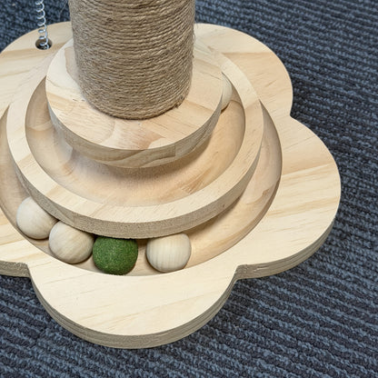 Arbre à chat multi-niveaux en sisal de qualité supérieure avec 6 balles jouets en bois, 2 balles suspendues et 2 plumeaux, base antidérapante, arbre à chat interactif pour chats d'intérieur et chatons