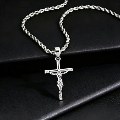 Collier croix en acier inoxydable pour hommes et femmes – Pendentif religieux unisexe délicat, léger (7 g), artisanat raffiné, cadeau idéal pour Noël, un anniversaire ou une confirmation, 55 cm / 22 po