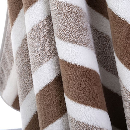 Ensemble de serviettes de bain rayées, absorbantes, à séchage rapide, ultra douces et douces pour la peau, 70 x 140 cm, pour la maison, la salle de bain ou la plage – Disponible en lot de 1 ou 4, plusieurs couleurs au choix