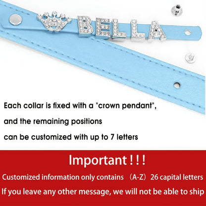 Collier pour chien en cuir PU personnalisé avec médaille - Collier d'identification personnalisé pour petits, moyens et grands chiens et chats XS S M L 8 couleurs, accessoire élégant pour animal de compagnie, cadeau, blanc, noir, rose, bleu, violet