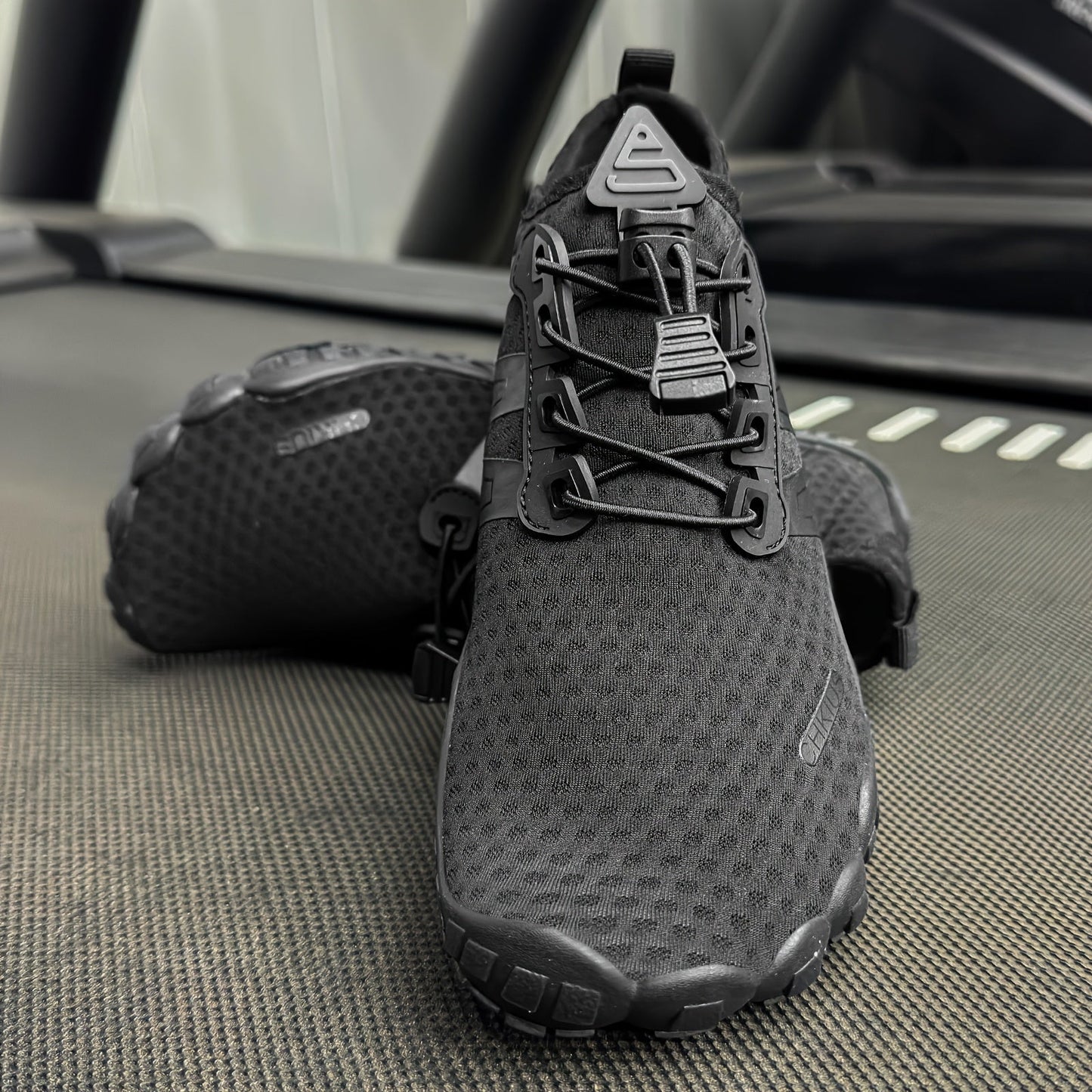 Water Shoes Men Women Quick Dry Aqua Shoes for Beach Swimming Yoga Fitness Outdoor, Non-Slip Rubber Sole Lace-Up Round Toe Striped Design, Barefoot Feel Lightweight - US 4.5 to 14