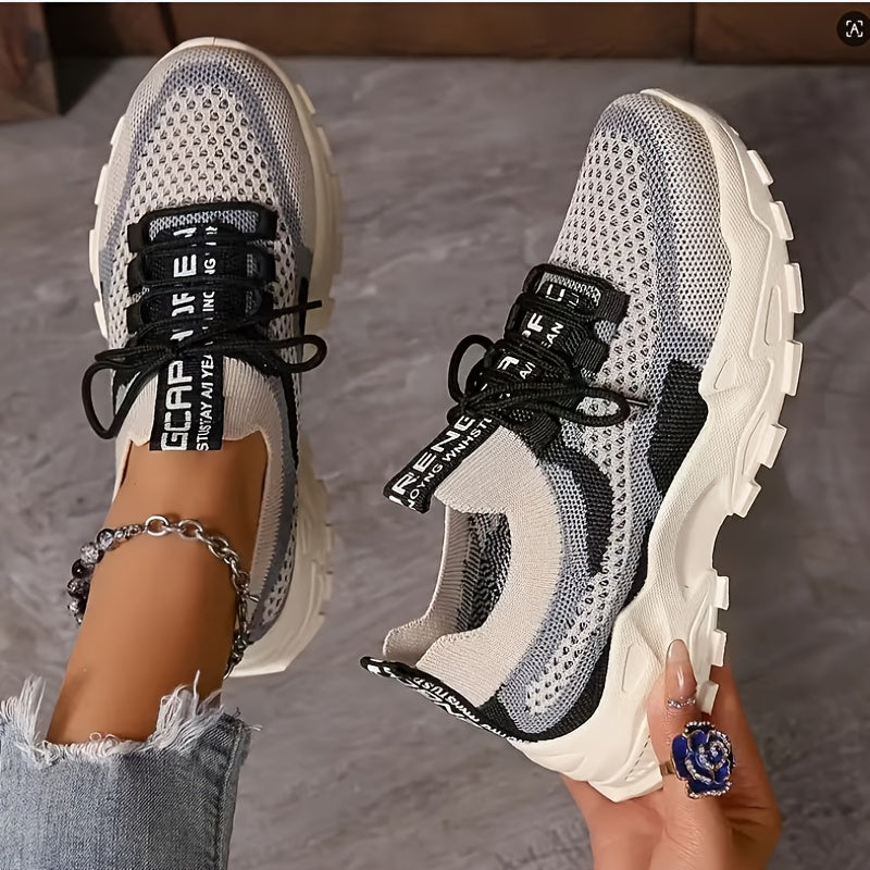 Baskets basses décontractées pour femme avec semelle épaisse en PVC – Tennis légères et respirantes pour la salle de sport, le running et le quotidien | Chaussures de sport pour femme, tailles US 5-10, disponibles en vert, noir, rose et bleu
