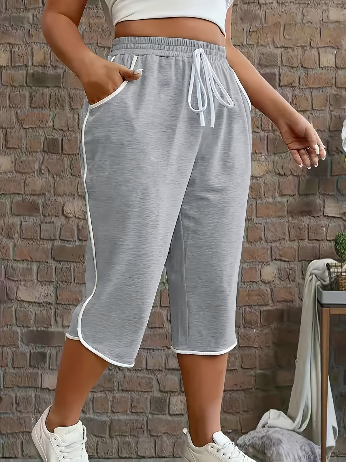 Shorts de sport décontractés mi-longs pour femme avec poches – Uni, 95 % polyester, extensibles, confortables, pour fitness, entraînement, printemps, été, automne