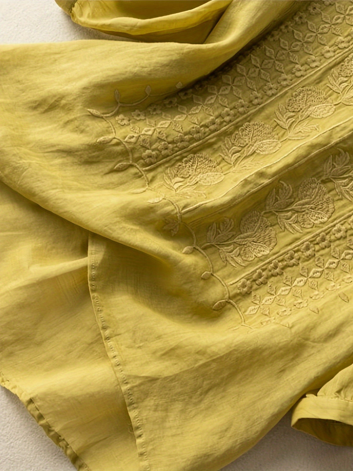 T-shirt décontracté pour femme à fleurs brodées, manches courtes, col rond, coton doux, 4 couleurs blanc vert jaune kaki, S-XXL