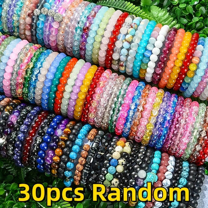 Lot de 30 bracelets bohèmes en perles de verre pour femmes et hommes – Bracelets extensibles multicolores empilables, bijoux bohèmes pour le quotidien, cadeau pour toutes les saisons