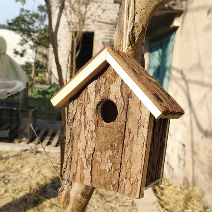 Outdoor Wooden Log Birdhouse with Hanging Rope Ventilated Natural Wood Bird Nest House for Garden Backyard Patio Yard Decor Wild Birds Nesting Box