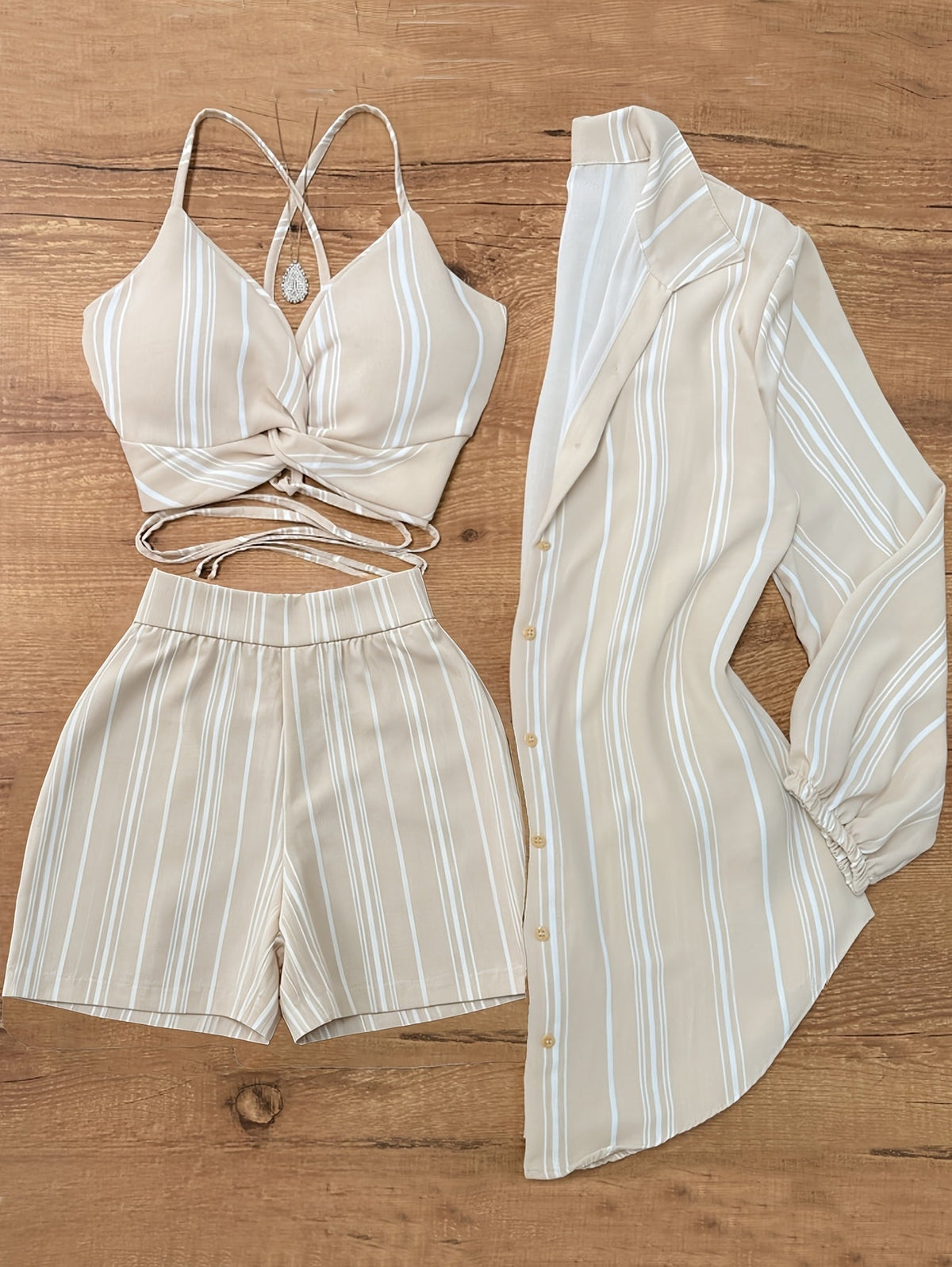 Ensemble 3 pièces pour femme : caraco + short + chemisier cardigan | Tenue assortie couleur unie pour les vacances d'été, le quotidien ou le travail