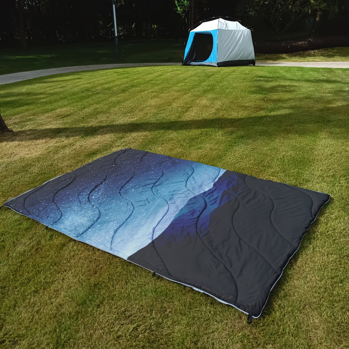 Couverture de camping matelassée pour extérieur 140x200 cm, légère, alternative au duvet, ultra chaude, couette de hamac – Couverture de camping imprimée pour les voyages, pique-niques, fêtes sur la plage et temps froid | 140x200 cm