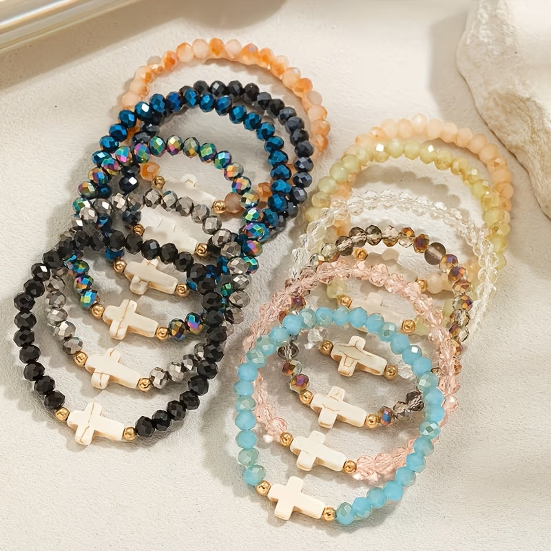 Lot de 24 bracelets élastiques bohèmes à breloques croix – Bracelets extensibles colorés avec breloques croix en résine et verre, lot en gros pour le quotidien, les vacances, les fêtes et les cadeaux de fin d'année