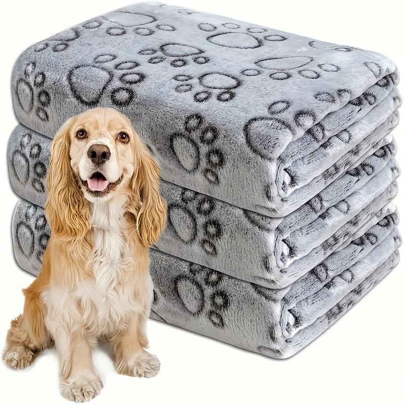 Couverture douce en flanelle pour chiens et chats, lavable en machine, plaid douillet en polyester pour petits, moyens, grands et très petits animaux, idéale pour canapé, lit ou cage