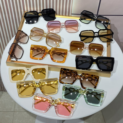 Lot de 14 paires de lunettes de mode carrées teintées pour femmes – Style minimaliste européen et américain, montures en PC durable, verres colorés, lunettes en gros pour fêtes et rassemblements féminins