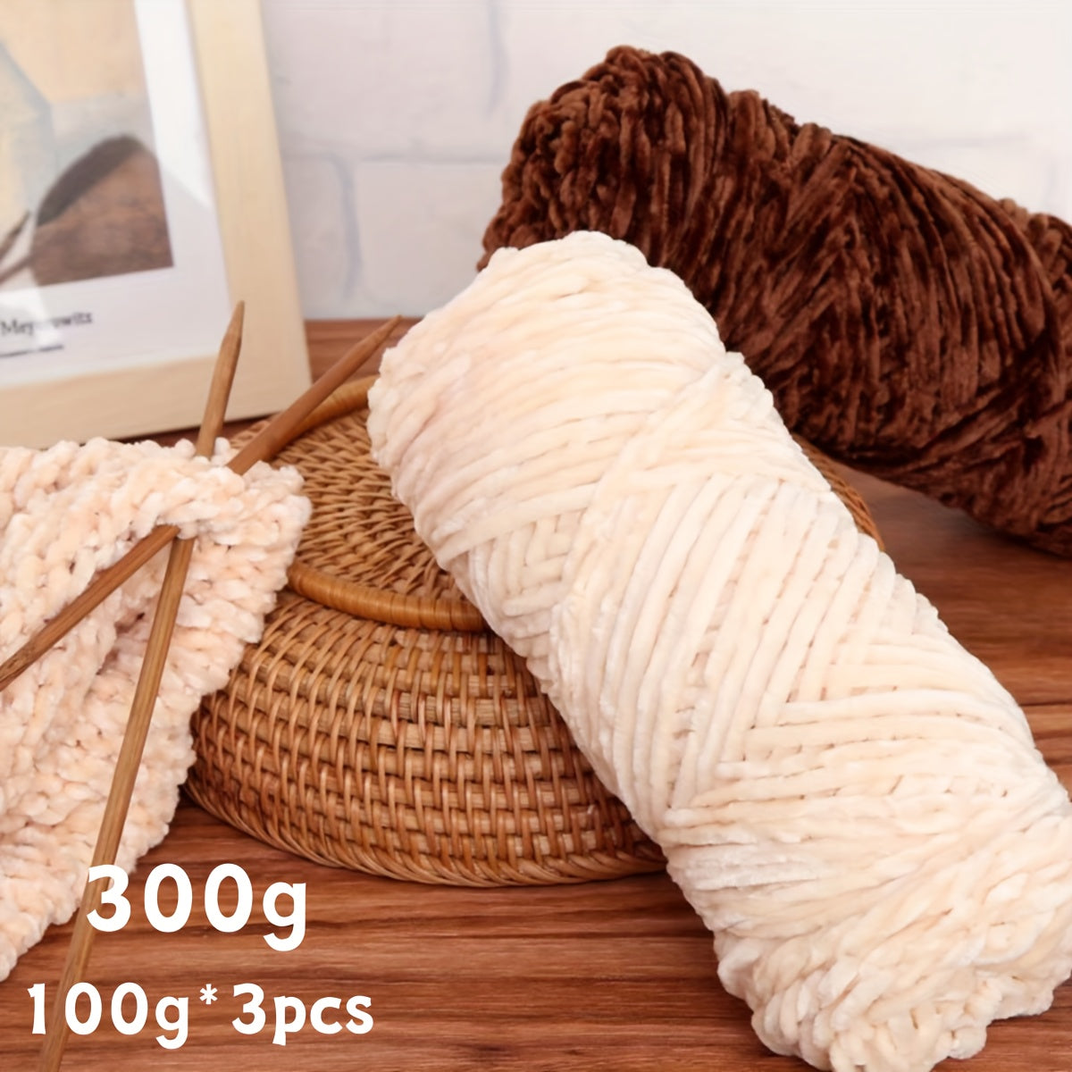 Fil chenille velours, lot de 3 pelotes de 300 g (3 x 100 g), laine douce et épaisse pour tricot et crochet, 47 couleurs, idéal pour débutants, artisanat de luxe pour pulls, écharpes, bonnets, poupées, sacs, amigurumi et projets DIY